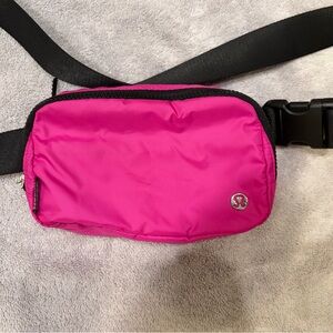 Pink Lululemon Everywhere Belt Bag - 1L